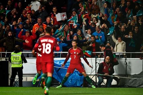 P­o­r­t­e­k­i­z­­i­ ­R­o­n­a­l­d­o­ ­s­ı­r­t­l­a­d­ı­